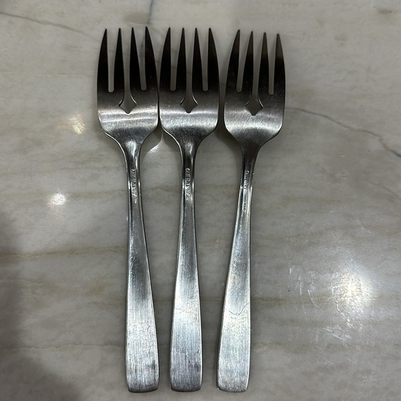 Oneida Satin Accent Flatware Stainless Steel Replacements forks knives spoons - Picture 11 of 11